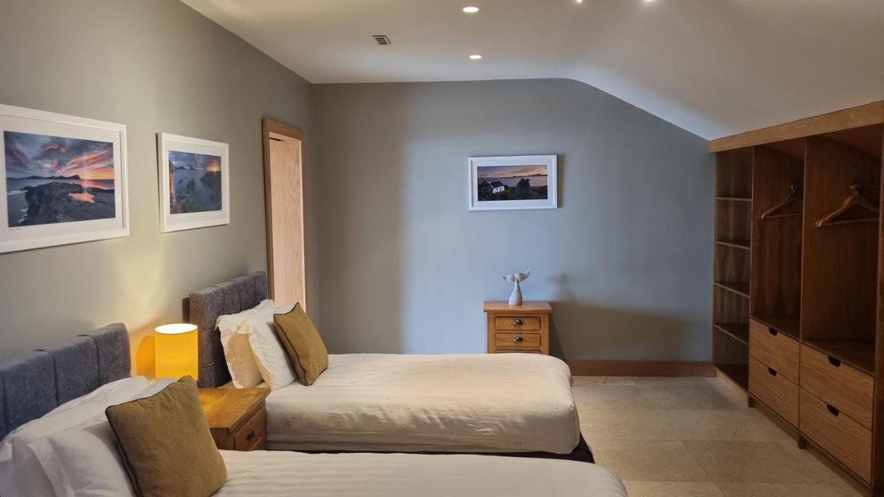 Fab View (Adults Only) Dingle Exterior foto