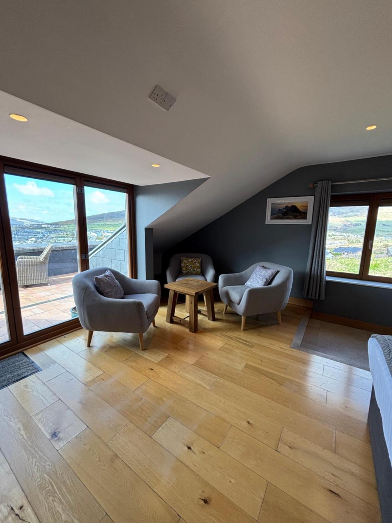 Fab View (Adults Only) Dingle Exterior foto